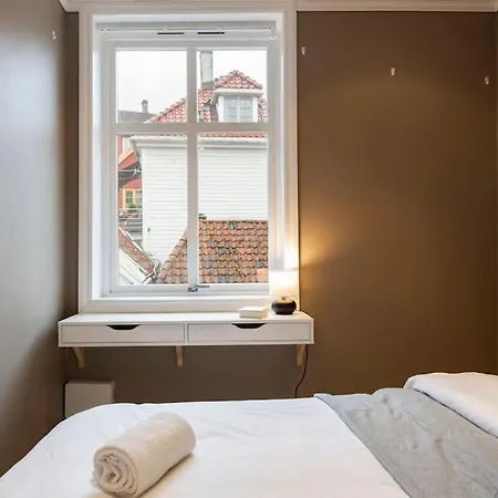 New! Modern Floor In Historic Area!