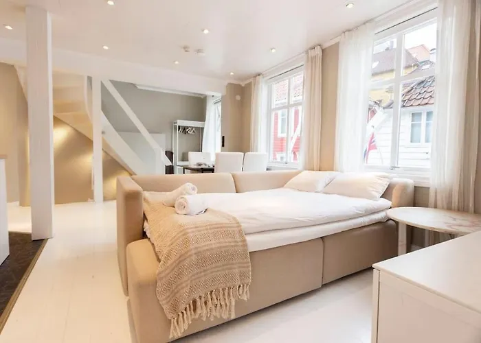 Apartament New! Modern Floor In Historic Area!