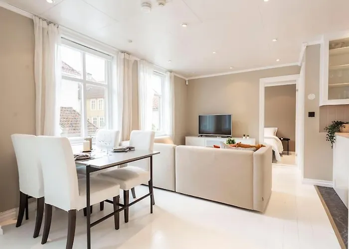 New! Modern Floor In Historic Area! * برغن